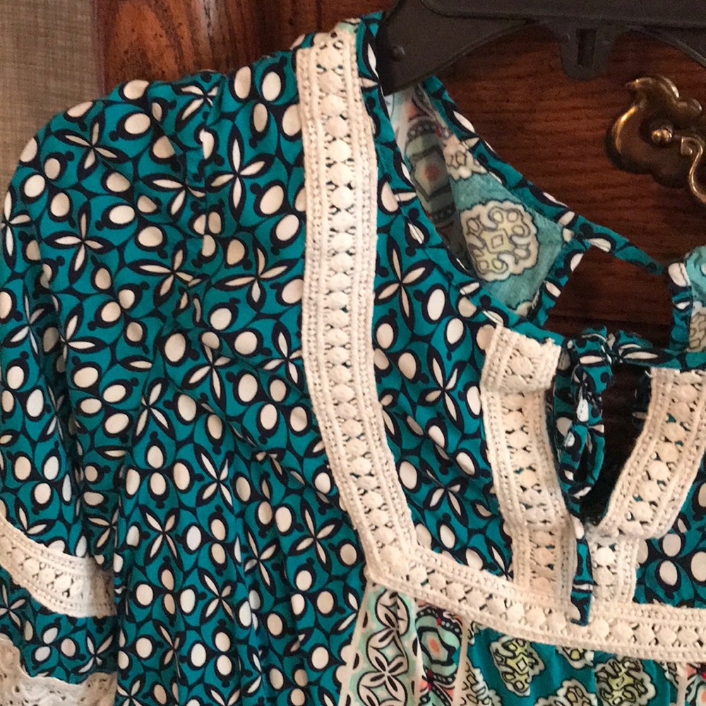 Blouse - Picture 4 of 4